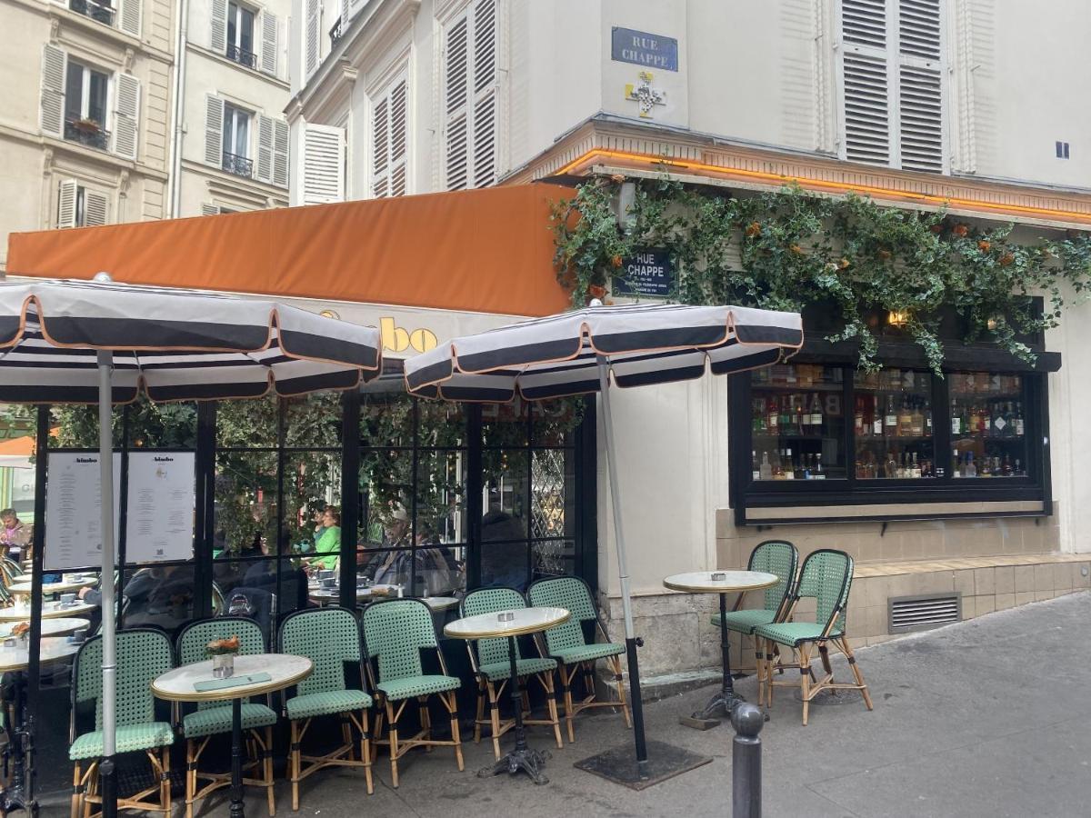 Studio I love Montmartre Parigi Esterno foto