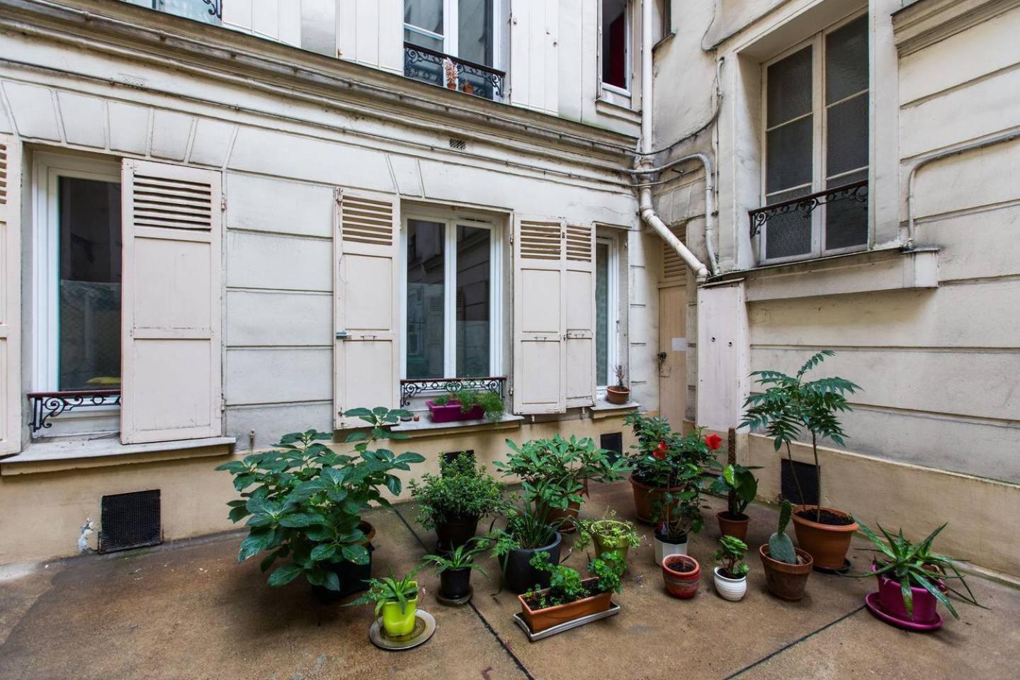 Studio I love Montmartre Parigi Esterno foto